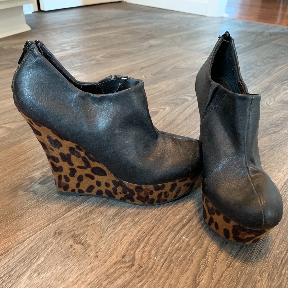Wedge Cheetah booties